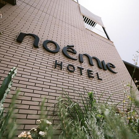 Noemie Hotel Himare Buitenkant foto