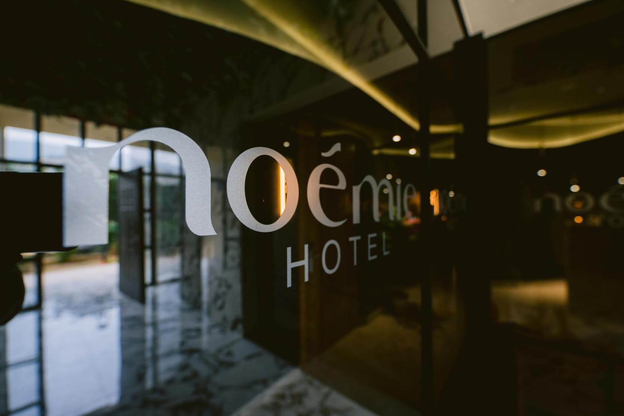 Noemie Hotel Himare Buitenkant foto