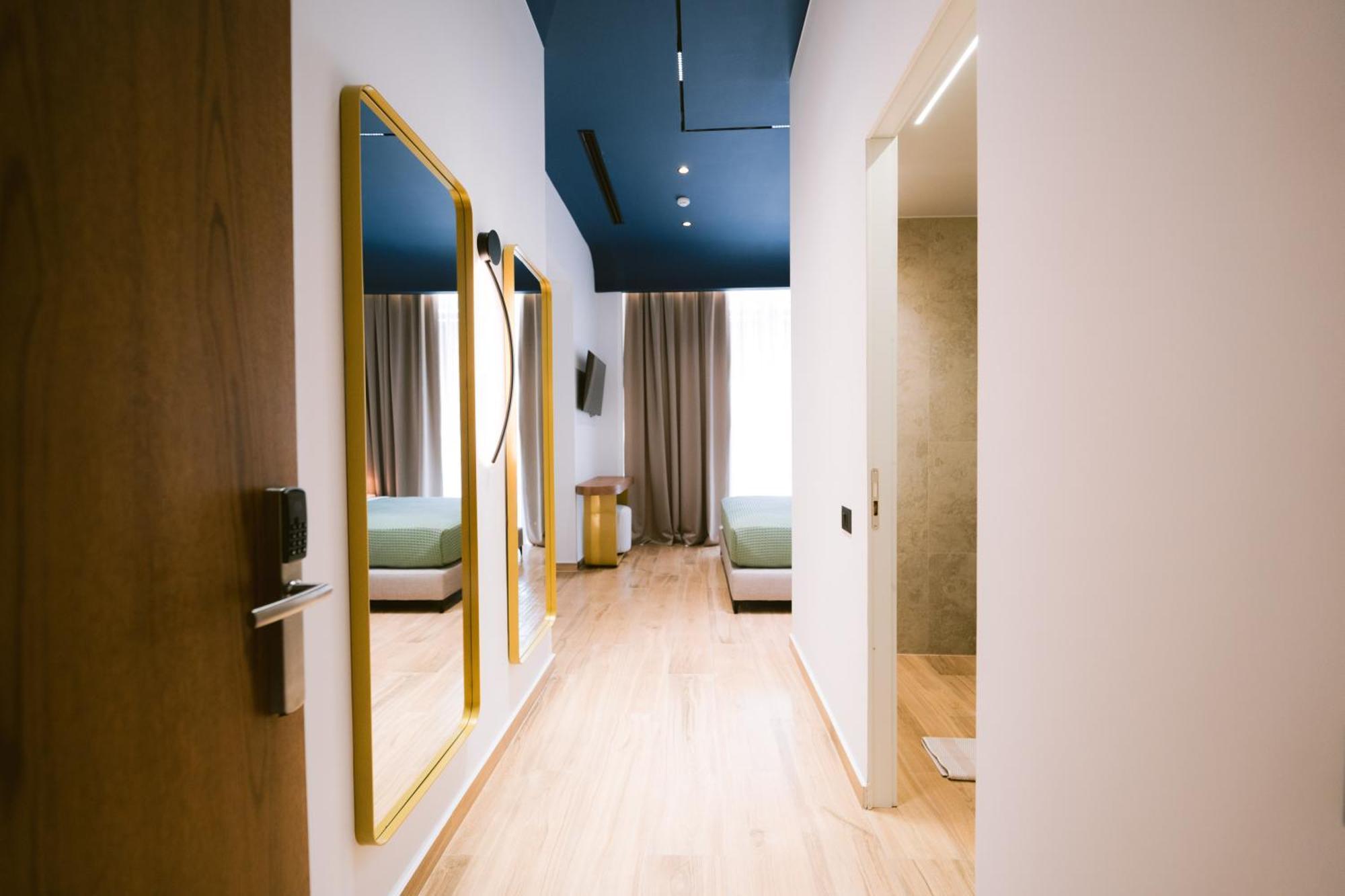Noemie Hotel Himare Buitenkant foto