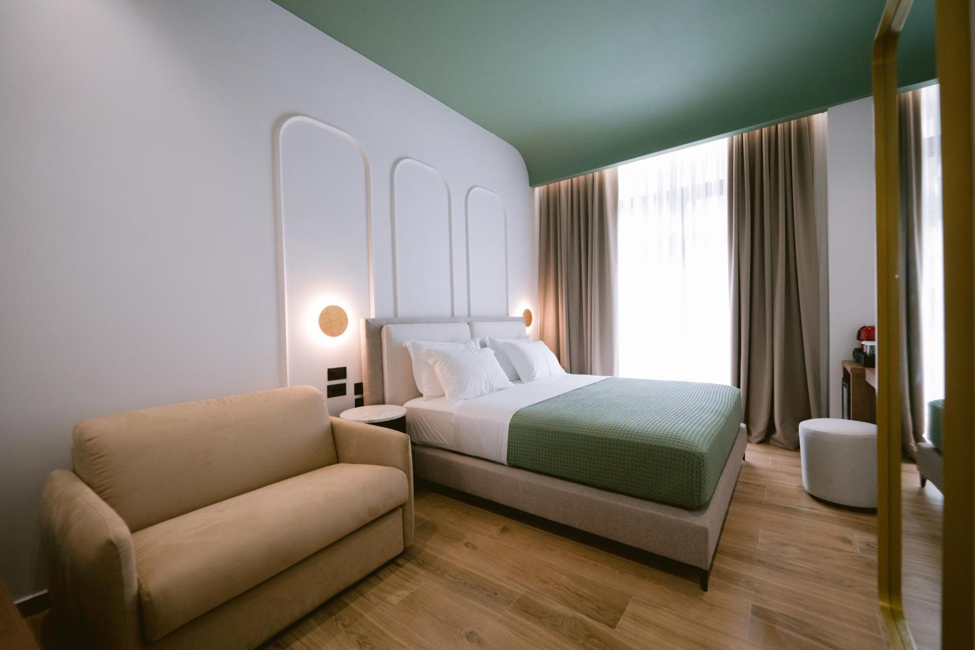 Noemie Hotel Himare Buitenkant foto